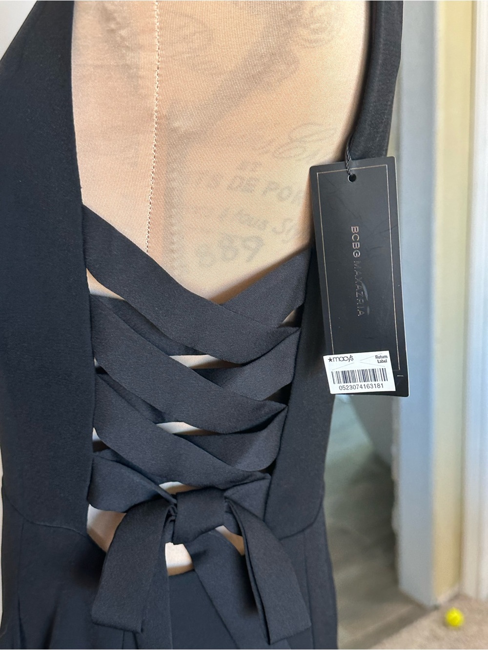 BCBGMaxAzria Black Backless V-Neck Lace-Up Dress - Picture 6 of 10
